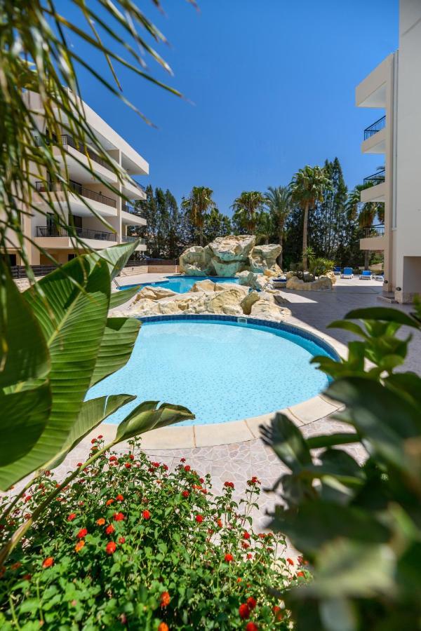 Mediterranean Sunrise Complex Вороклини Экстерьер фото