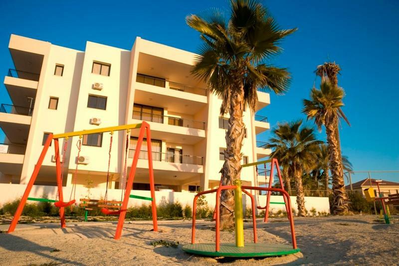 Mediterranean Sunrise Complex Вороклини Экстерьер фото